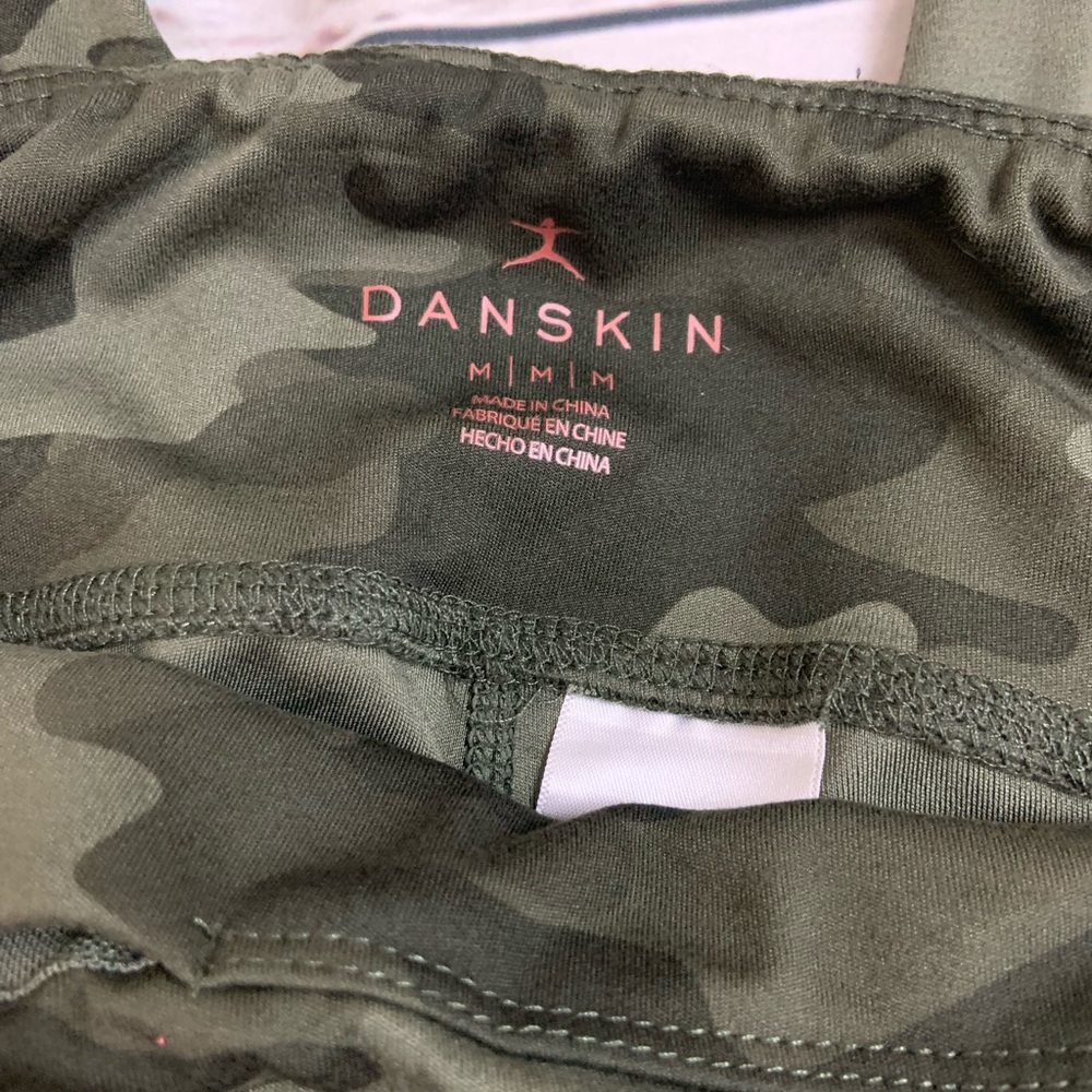 Danskin Camo Leggings - Picture 3 of 6
